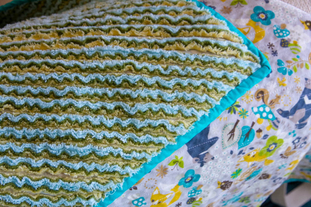Cut Chenille Baby Blanket Goldpom